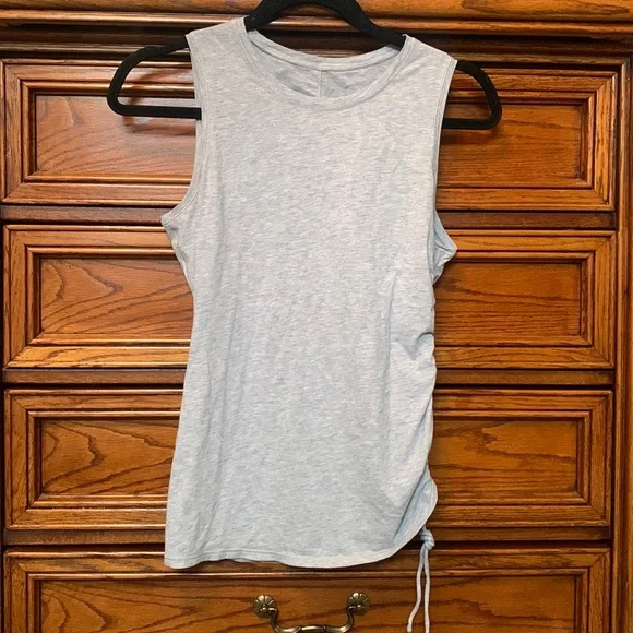 Lululemon Cinch It Tank in Heathered Vapor - Picture 2 of 7